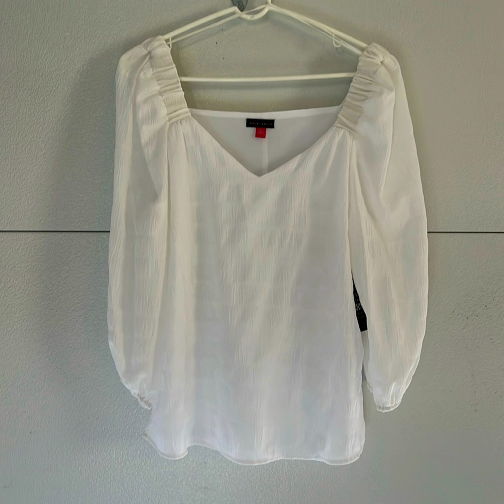 NWT size L Vince Camuto